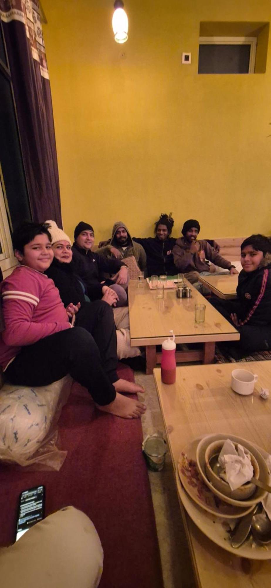 Blabla House Rishikesh Hostel Buitenkant foto